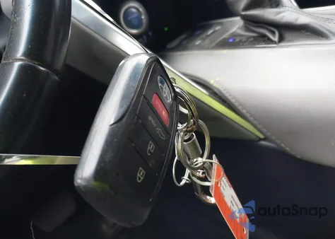 2021 Toyota Venza Le из США, поврежденный, VIN JTEAAAAH3MJ025031